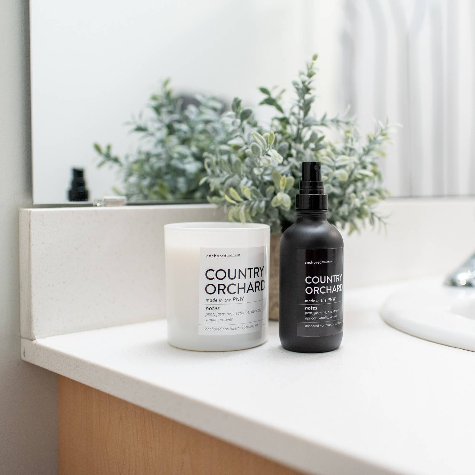 Country Orchard Room & Linen Spray: 4oz