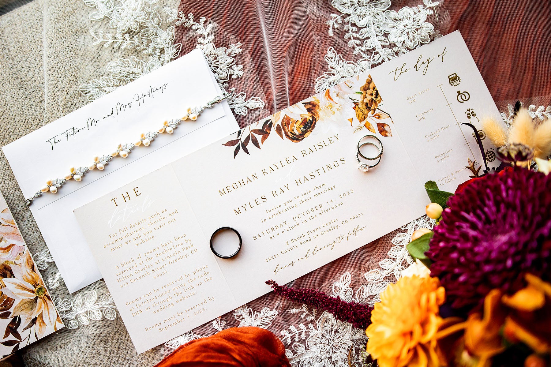 Gatefold Invitation Paper Autumn Green' Gatefold Invites | By Vintage