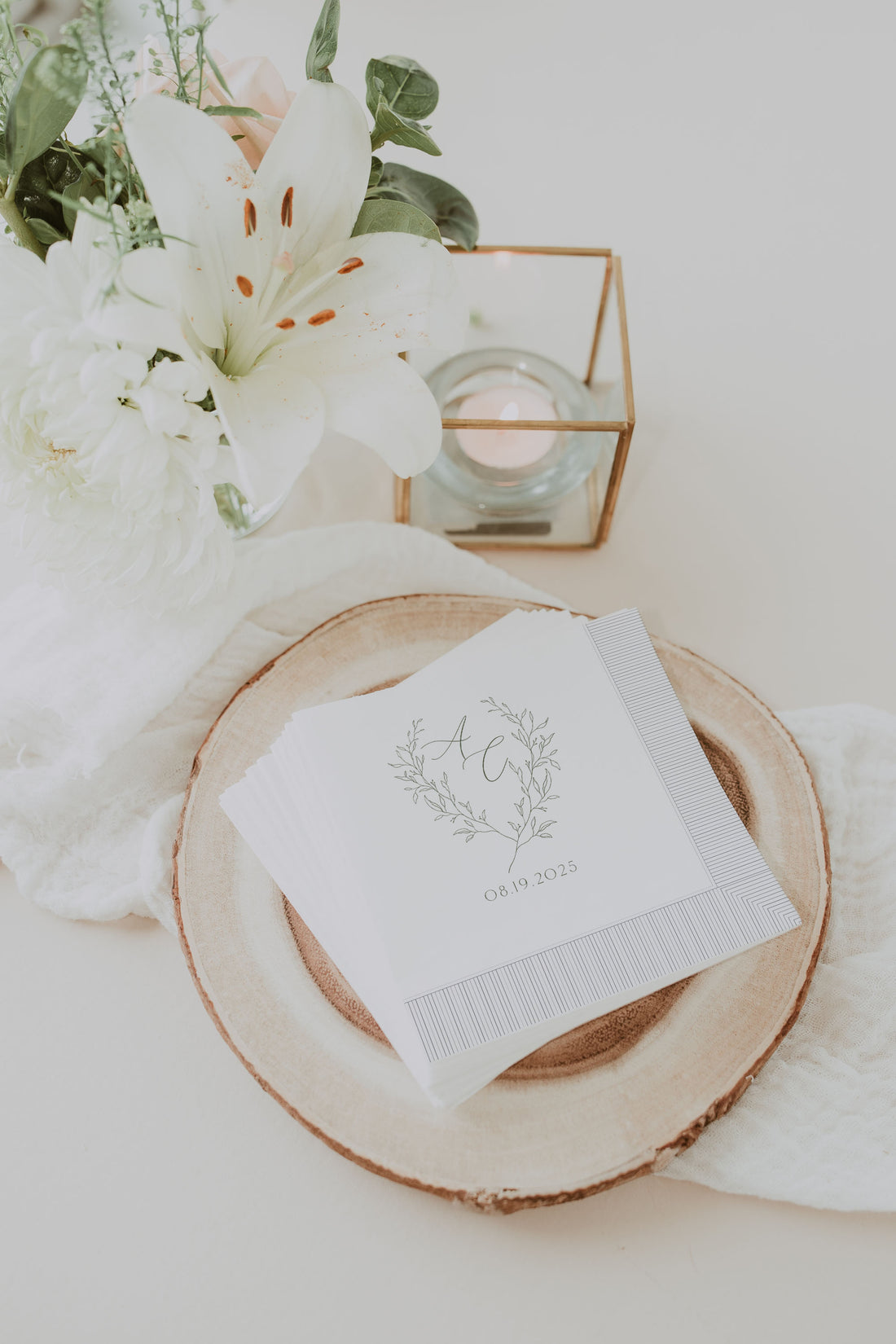 Simple Wreath Napkin